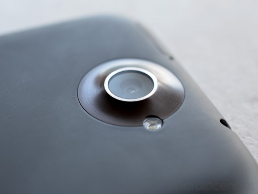 HTC One X capteur photo HTC One X, premi��res impressions sur le smartphone haut de gamme