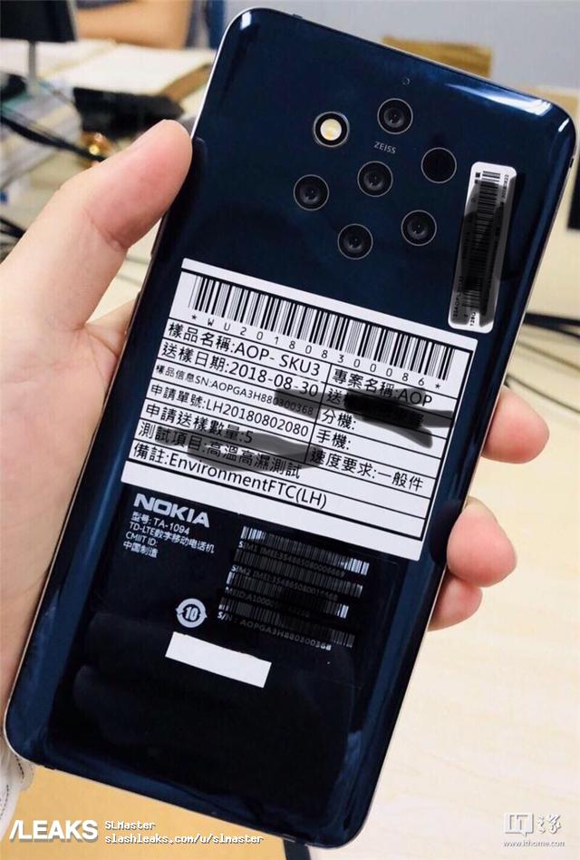   Nokia 9 