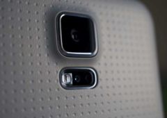galaxy s5 le capteur photo ois abandonne au profit dun lancement plus rapide
