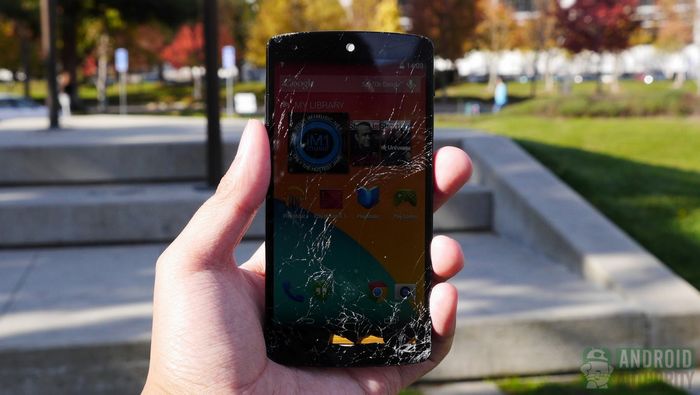 Google Nexus 5 drop test