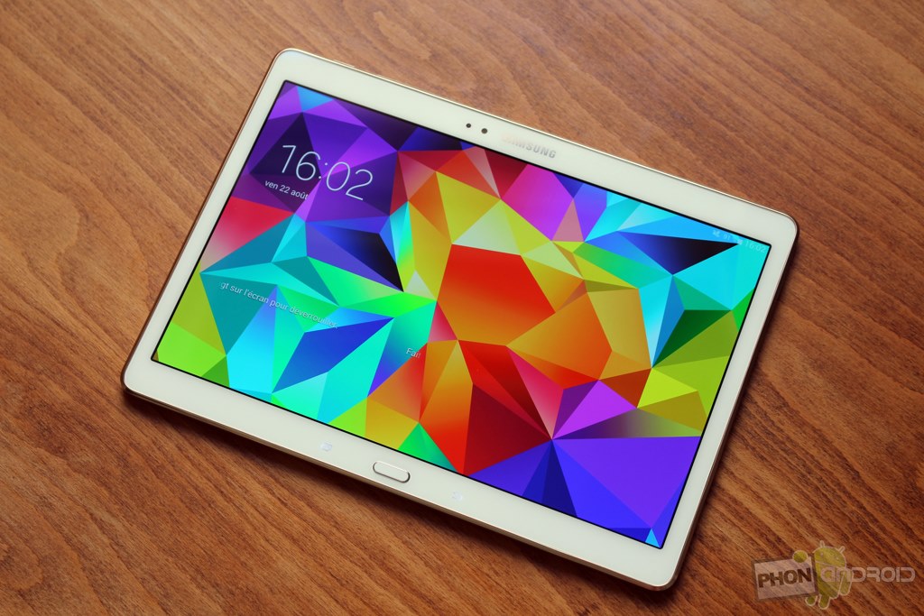 Test Samsung Galaxy Tab S 10.5 : un écran AMOLED qui fait la différence