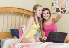 europe interdire snapchat facebook adolescents