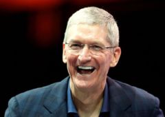 tim cook iphone pirates
