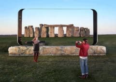 galaxy s8 sculpture stonehenge