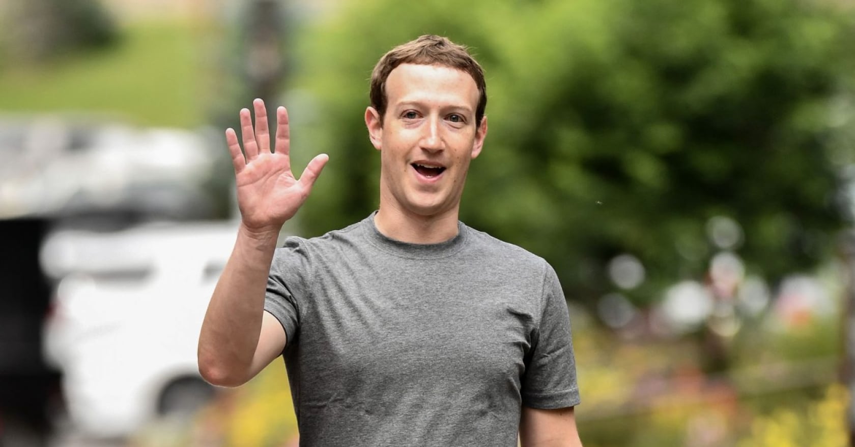 Facebook : Mark Zuckerberg utilise sa fortune pour réduire le prix des ...