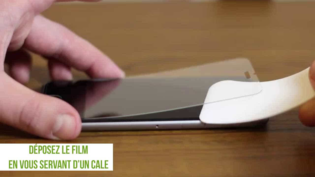 Film Protecteur Vitre 9H brotect Anti-Reflet Protection Ecran Verre Compatible avec Polaroid Snap Touch Mat 
