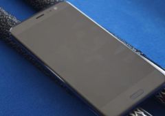HTC U12 Plus design 9