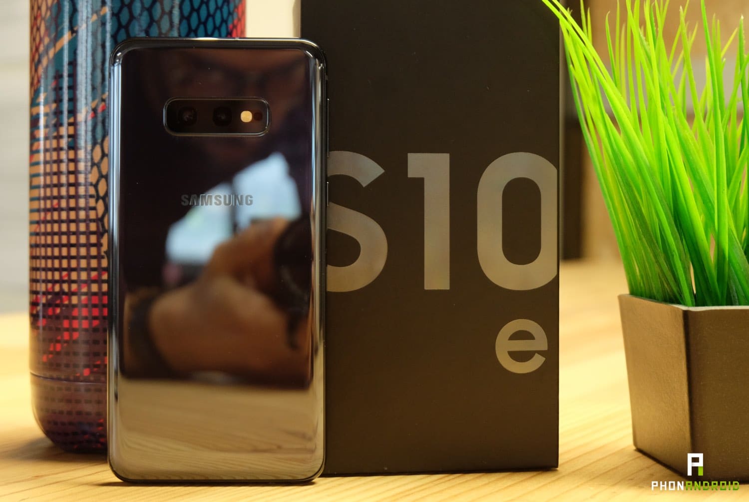 test samsung galaxy s10e design