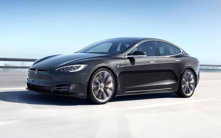 Duree De Vie Batterie Tesla Model 3 Tesla : Elon Musk promet des batteries avec durée de vie d'1,6 million