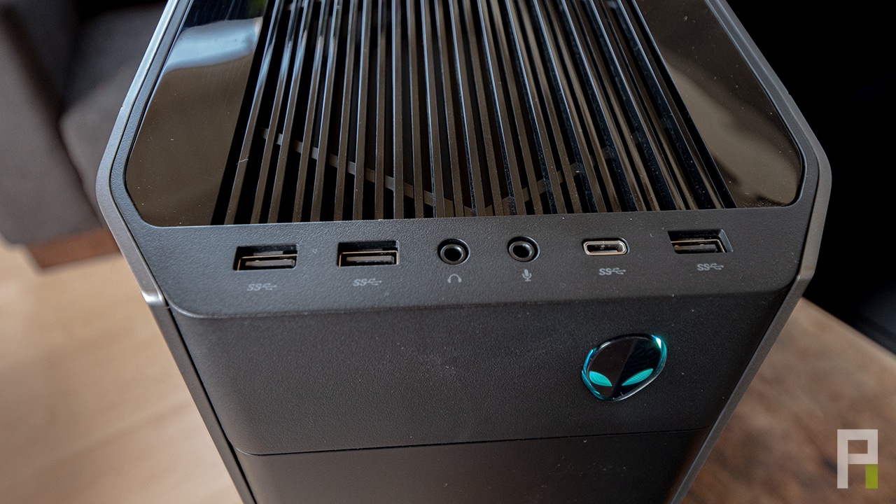 Test de l'Alienware Aurora R8 avec un écran 49" XXL incurvé : immersion ...