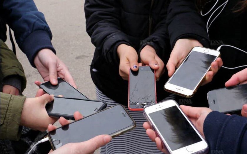 interdiction smartphone école 82% français pour