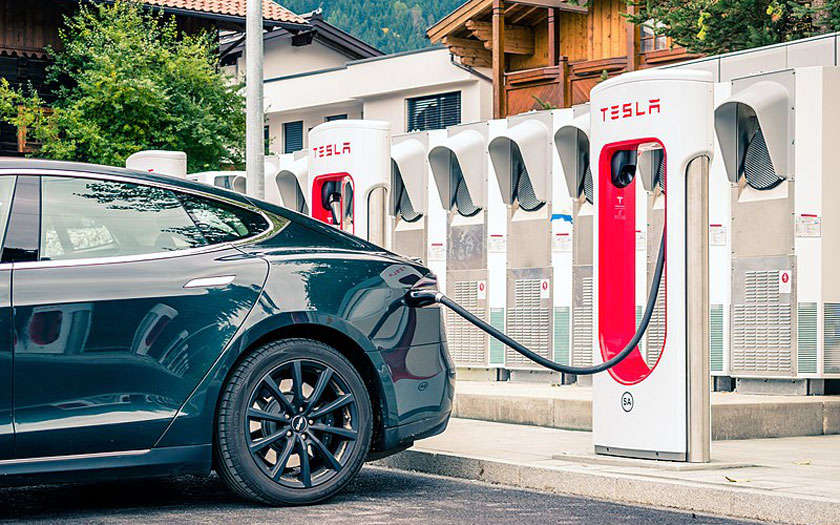 Tesla Supercharger gratuit