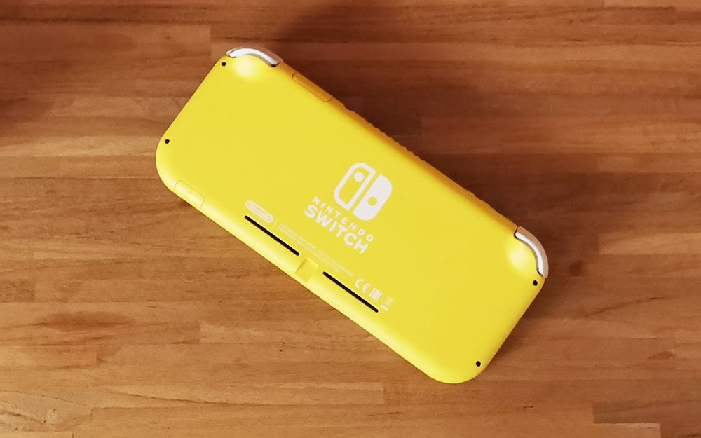 Test Nintendo Switch Lite : un modèle réduit qui n'a pas à rougir de sa  grande sœur
