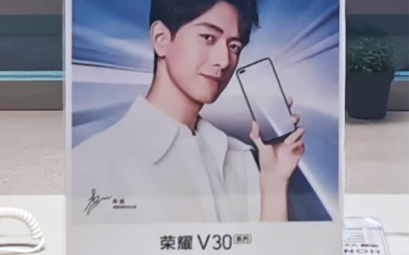 Honor View 30