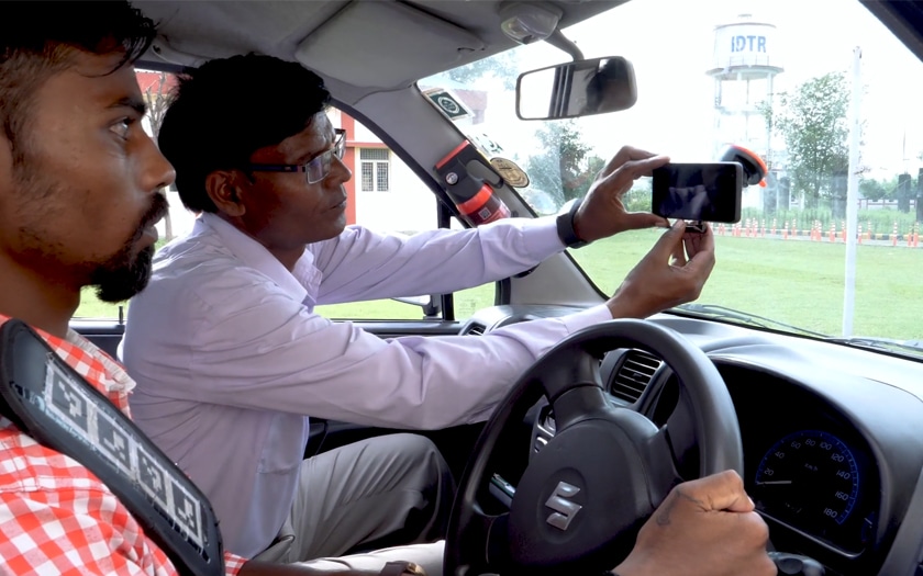 smartphone remplace examinateur permis conduire