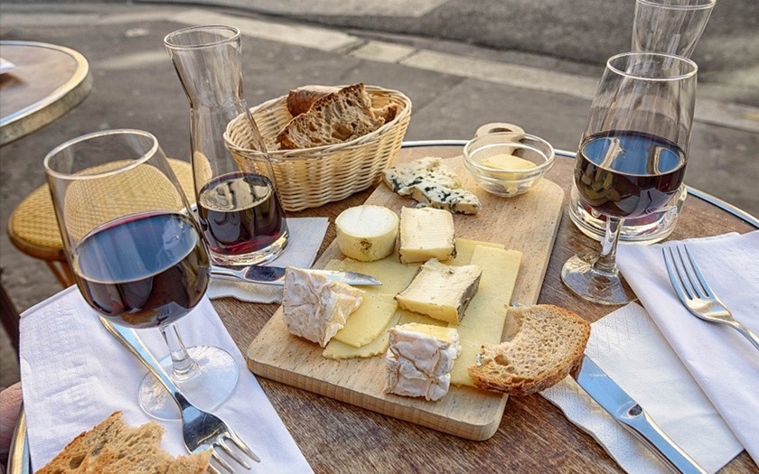 Vin et fromages français