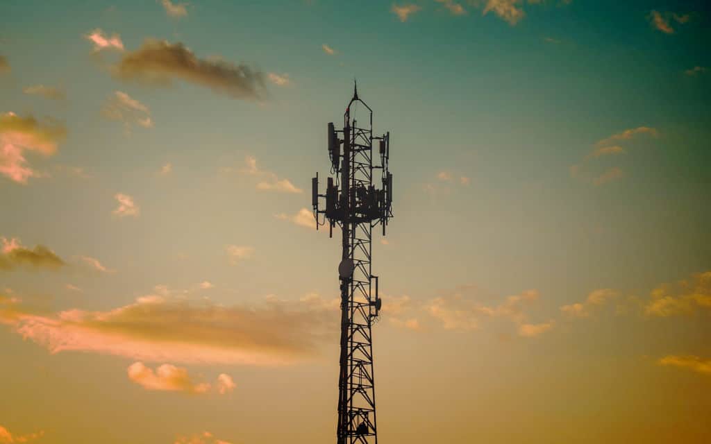 Tour antennes téléphone smartphone