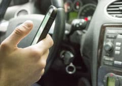 permis conduire smartphone volant fake news