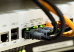 cables equipement reseau internet