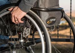 google maps indique fauteuil roulant
