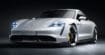 Porsche Taycan Turbo S électrique : ressentez l'adrénaline lorsqu'elle accélère jusqu'à 268 km/h