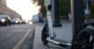Rodéos de trottinettes électriques sous gaz hilarant : le phénomène qui inquiète les Champs Elysées