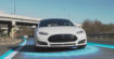 Tesla : l'Autopilot reste particulièrement efficace selon les données du constructeur