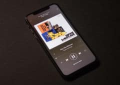 apple russie plainte major musique