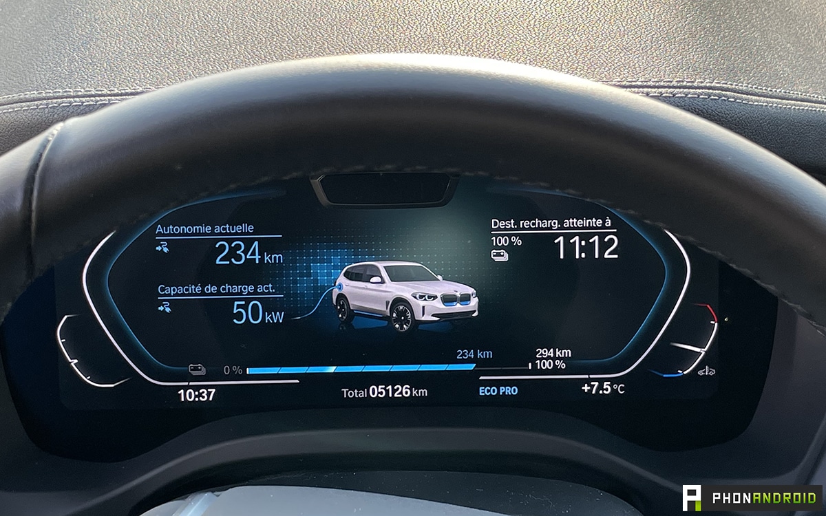 BMW iX3 écran de recharge