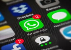 whatsapp unsplash