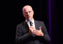 blanquer ovh incendie cours distance