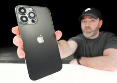 iPhone 13 Pro Max Unbox Therapy