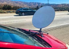 antenne starlink sur voiture