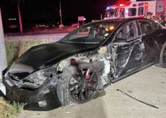 tesla voiture accident camion