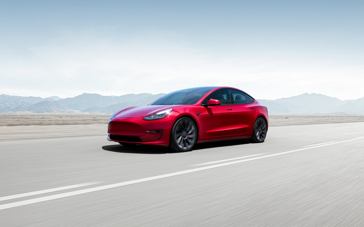 Tesla Model 3 (2021). Plus d'autonomie pour le même prix