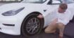 Goodyear teste sur une Tesla Model 3 les performances de ses pneus sans air et increvables