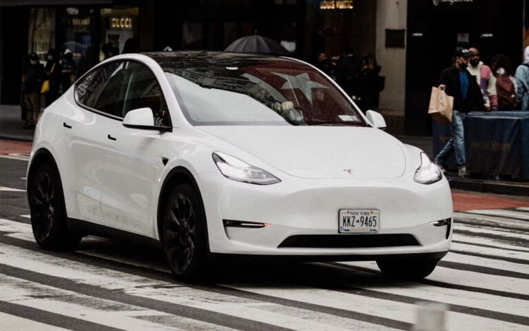 tesla mobilizes fans for the right to sell more cars in new york 2