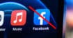 La Russie limite l'accès à Facebook et accuse le réseau social de censure