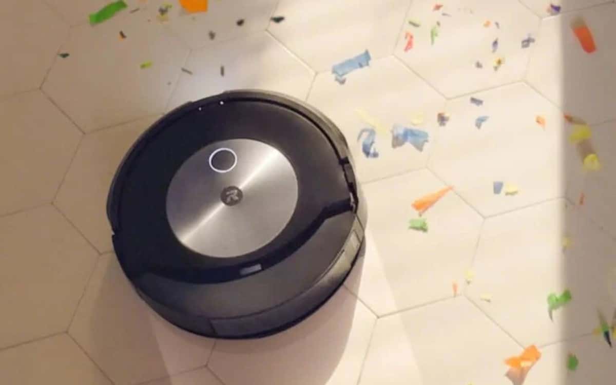 iRobot lance enfin un robot aspirateur-laveur articulé pour