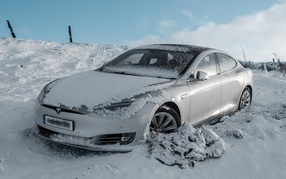 Tesla neige