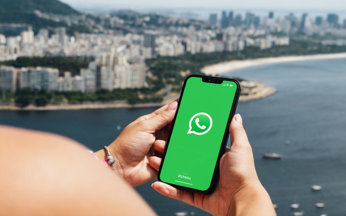 WhatsApp now allows you to chat with someone without adding their number