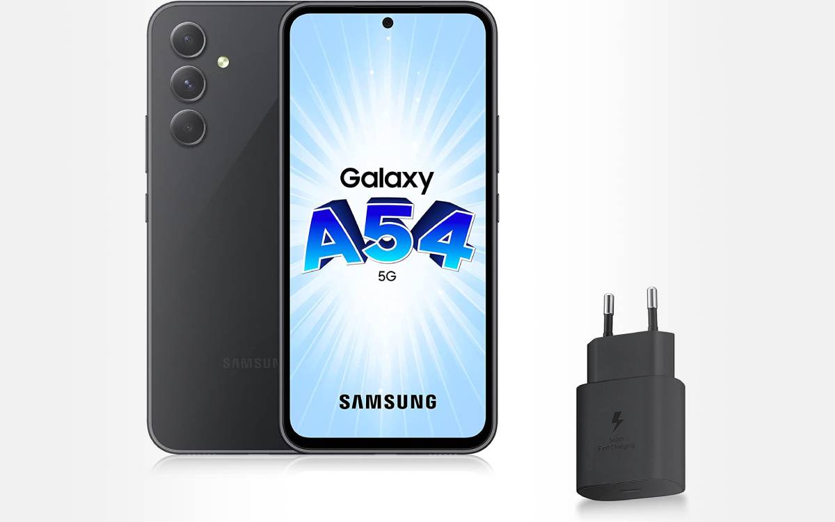Samsung Galaxy A54 avec chargeur